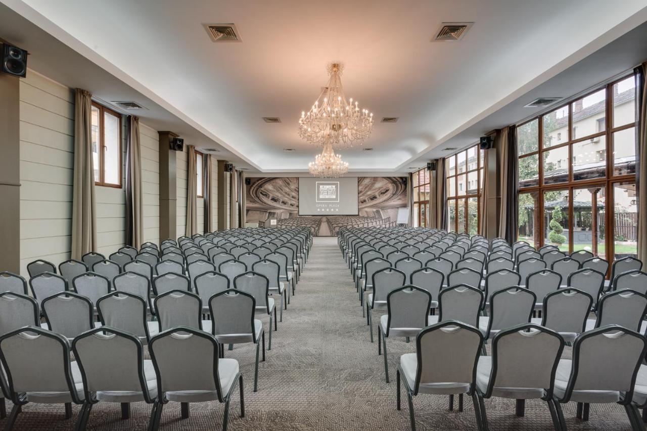Hotel Opera Plaza Клуж-Напока Екстериор снимка