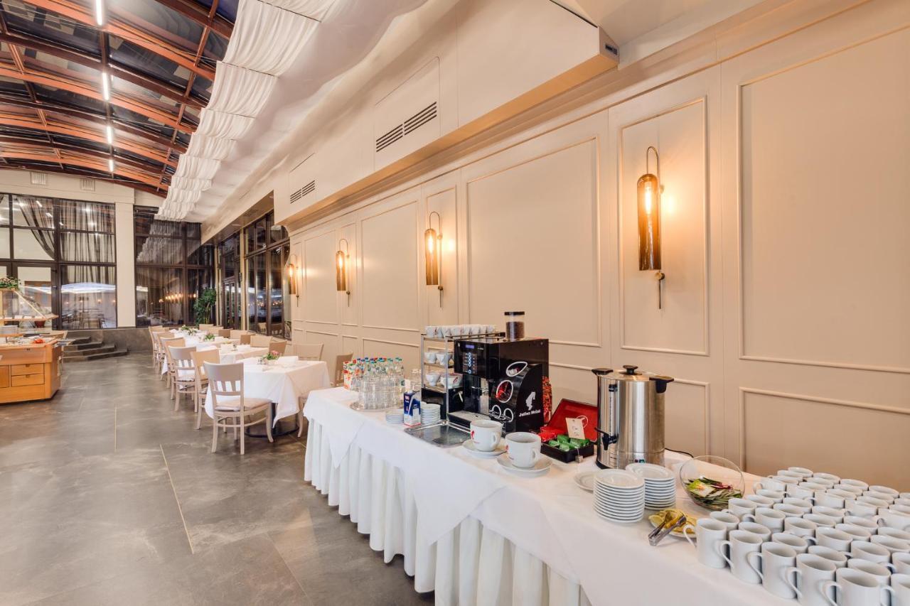 Hotel Opera Plaza Клуж-Напока Екстериор снимка