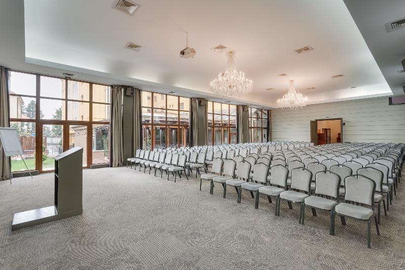 Hotel Opera Plaza Клуж-Напока Екстериор снимка
