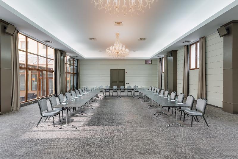 Hotel Opera Plaza Клуж-Напока Екстериор снимка